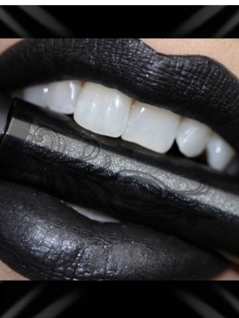 🧚‍♀️LATEX KVD DISCONTINUED Liquid Lipstick NWOBox - Picture 2 of 5